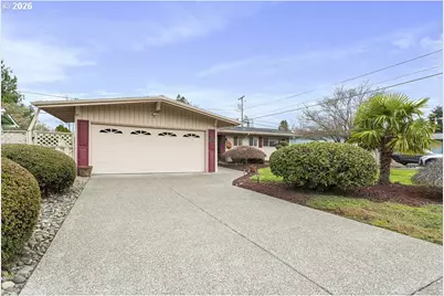 13601 NE Sacramento St, Portland, OR 97230 - Photo 1