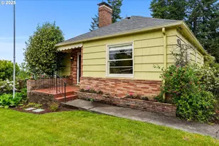 828 Kingwood Dr, Salem, OR 97304 - Photo 1