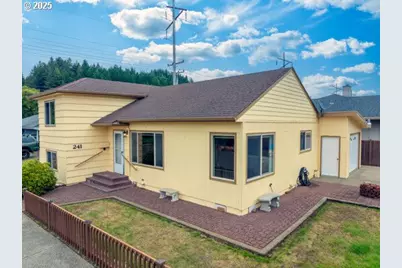 241 N 21st St, Reedsport, OR 97467 - Photo 1