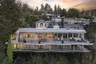 1040 SW Myrtle Dr, Portland, OR 97201 - Photo 1