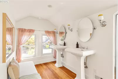 2415 NE 44th Ave, Portland, OR 97213 - Photo 25