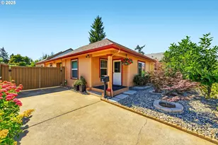 6435 SE 71st Ave, Portland, OR 97206 - Photo 1