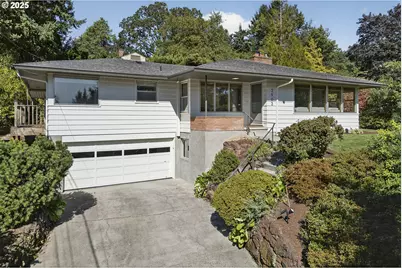 2963 SW Sunset Blvd, Portland, OR 97239 - Photo 1
