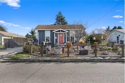 9256 SE Mill St, Portland, OR 97216 - Photo 1