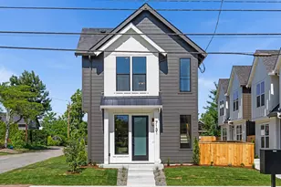 7131 N Fiske Ave, Portland, OR 97203 - Photo 1