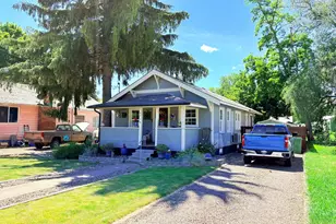 2712 N Ash St, La Grande, OR 97850 - Photo 1