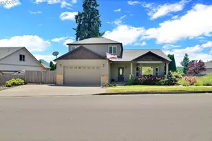 1427 Dogwood Ave, Cottage Grove, OR 97424 - Photo 1