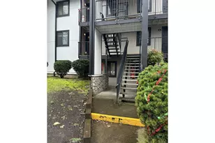 14095 Sw Walker Rd, Beaverton, OR 97005 - Photo 1