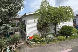 673 SW Crestview Way, Troutdale, OR 97060 - Photo 1