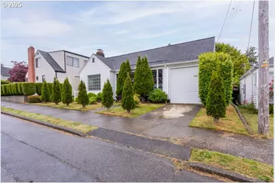 980 Anderson Ave, Coos Bay, OR 97420 - Photo 1