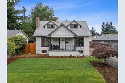 14127 SE Center St, Portland, OR 97236 - Photo 1