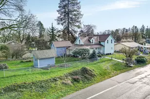 290 N 5th St, Saint Helens, OR 97051 - Photo 1