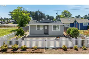 860 1st St SE, Bandon, OR 97411 - Photo 1