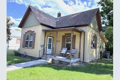 702 Main Ave, La Grande, OR 97850 - Photo 1
