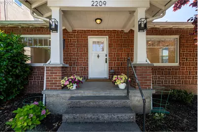 2209 F St, Vancouver, WA 98663 - Photo 1