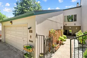 598 Salem Heights Ave S, Salem, OR 97302 - Photo 1