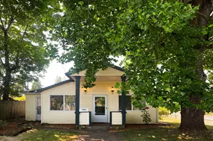 3907 SE 62nd Ave, Portland, OR 97206 - Photo 1