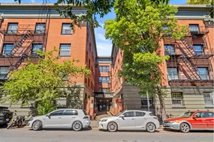 2109 NW Irving St, Portland, OR 97210 - Photo 1