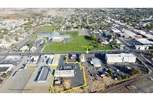 405 N 1st St, Hermiston, OR 97838 - Photo 1