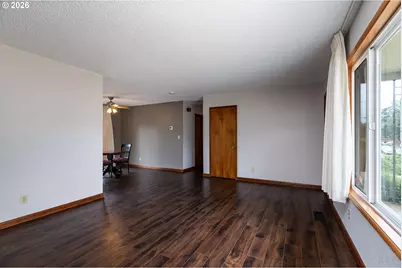 275 West St, Saint Helens, OR 97051 - Photo 3
