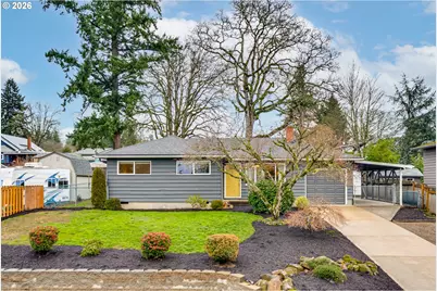 945 Cornell Ave, Gladstone, OR 97027 - Photo 1