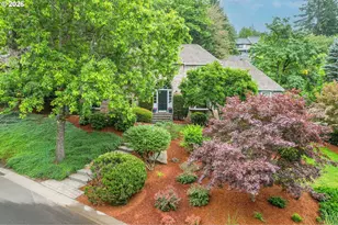 2525 Bree Ct, Lake Oswego, OR 97034 - Photo 1