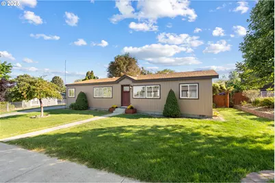 408 SW Willow Fork Dr, Boardman, OR 97818 - Photo 1