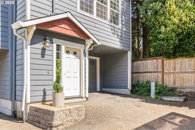 3342 SW Multnomah Blvd, Portland, OR 97219 - Photo 1