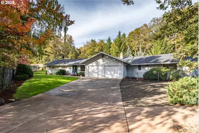 91 North River Dr, Roseburg, OR 97470 - Photo 1