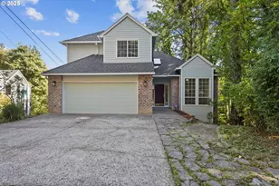 3704 SW 13th Ave, Portland, OR 97239 - Photo 1