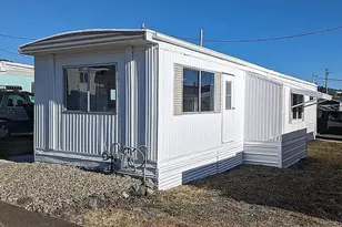 2071 NE Stephens St, Roseburg, OR 97470 - Photo 1