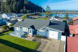 815 Broadway Ave, Winchester Bay, OR 97467 - Photo 1