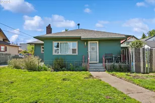 208 E 3rd St, Molalla, OR 97038 - Photo 1