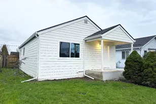 220 20th Ave, Longview, WA 98632 - Photo 1