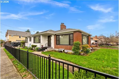 1805 NE Saratoga St, Portland, OR 97211 - Photo 1