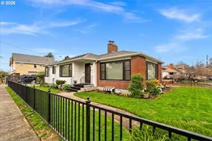 1805 NE Saratoga St, Portland, OR 97211 - Photo 1