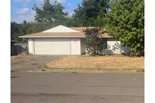 18896 Lafayette Ave, Oregon City, OR 97045 - Photo 1