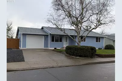 253 S Grove Ln, Sutherlin, OR 97479 - Photo 1