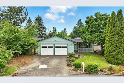 2070 NE Juniper Ct, Gresham, OR 97030 - Photo 1