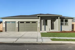 2042 E Otter Loop, La Center, WA 98629 - Photo 1