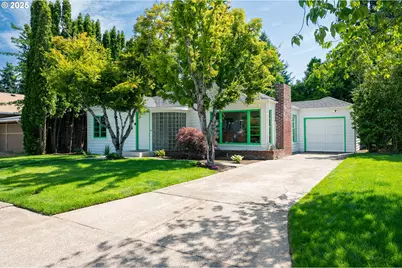 264 NW Ebberts Ave, Hillsboro, OR 97124 - Photo 1