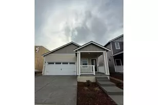 1112 Parkside Ave, Woodburn, OR 97071 - Photo 1