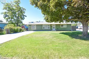 1412 T Ave, La Grande, OR 97850 - Photo 1