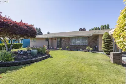 1862 SE Oak Crest Dr, Hillsboro, OR 97123 - Photo 1