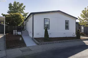 2000 Robins Lane SE, Salem, OR 97306 - Photo 1