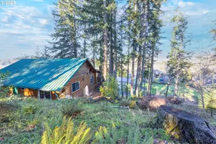 173 Park St, Glide, OR 97443 - Photo 1