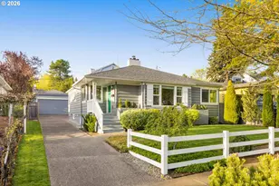 4117 SE Henderson St, Portland, OR 97202 - Photo 1