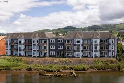 1108 S Holladay Dr #24, Seaside, OR 97138 - Photo 1