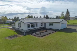 323 S Wayne R Rd, Tygh Valley, OR 97063 - Photo 1