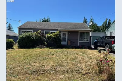 1559 N Ivy St, Coquille, OR 97423 - Photo 1